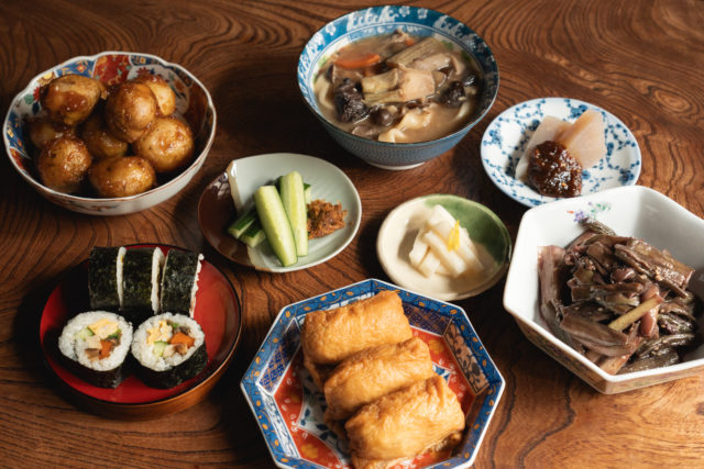 KURA HOUSE-蔵の台所-　FTW特別メニューの提供&「スナックふじ」の開催